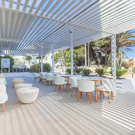 White Apartments - Adults Only-3
